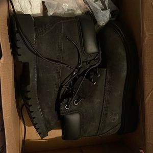 Black 6in Timberland